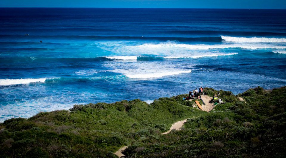 Thunderous Waves Mainbreak Margaret River